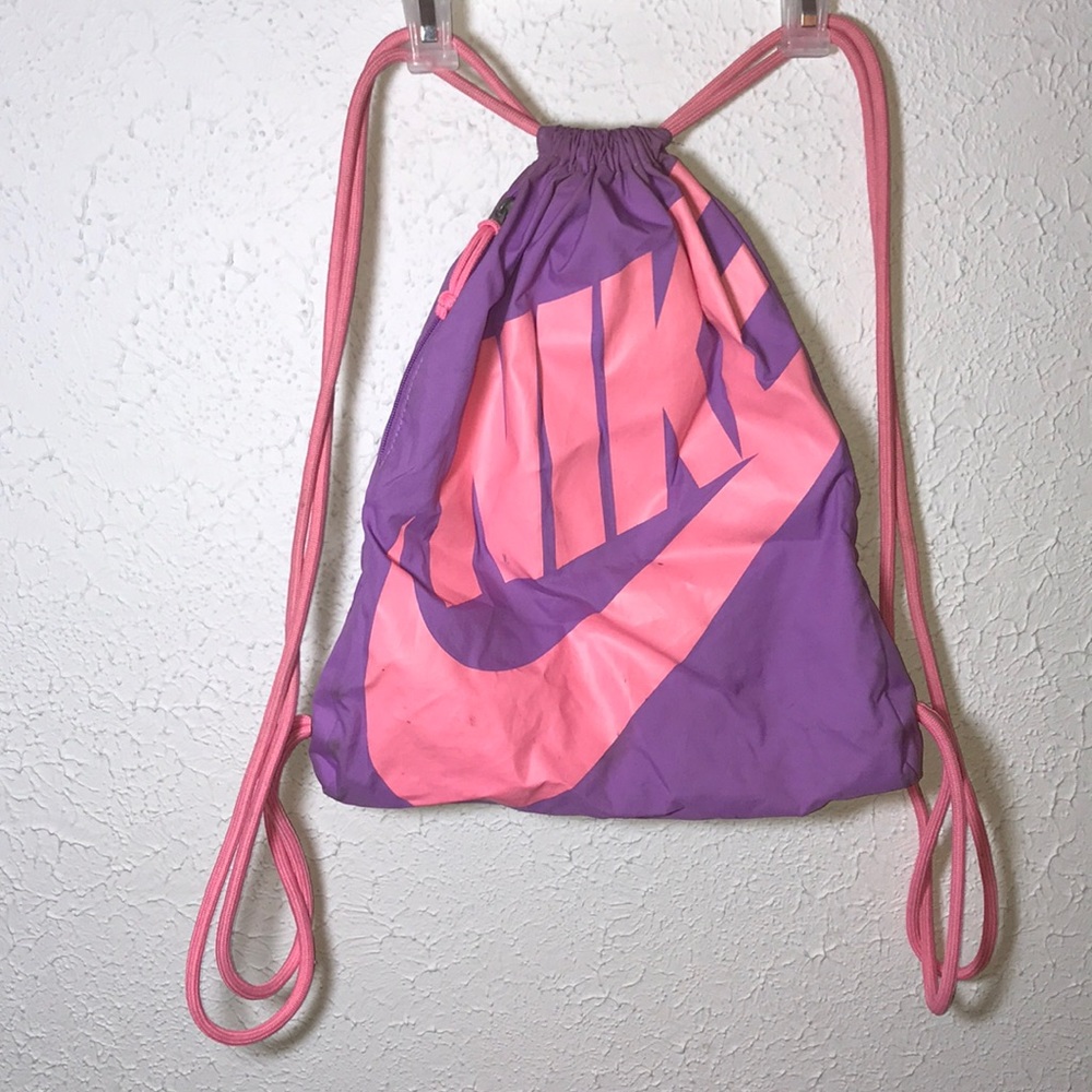 Nike Drawstring Bag pink & purple